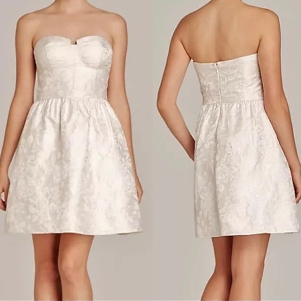 NWT AQUA Ivory Strapless Metallic Jacquard Fit Flare Mini Dress Size 4